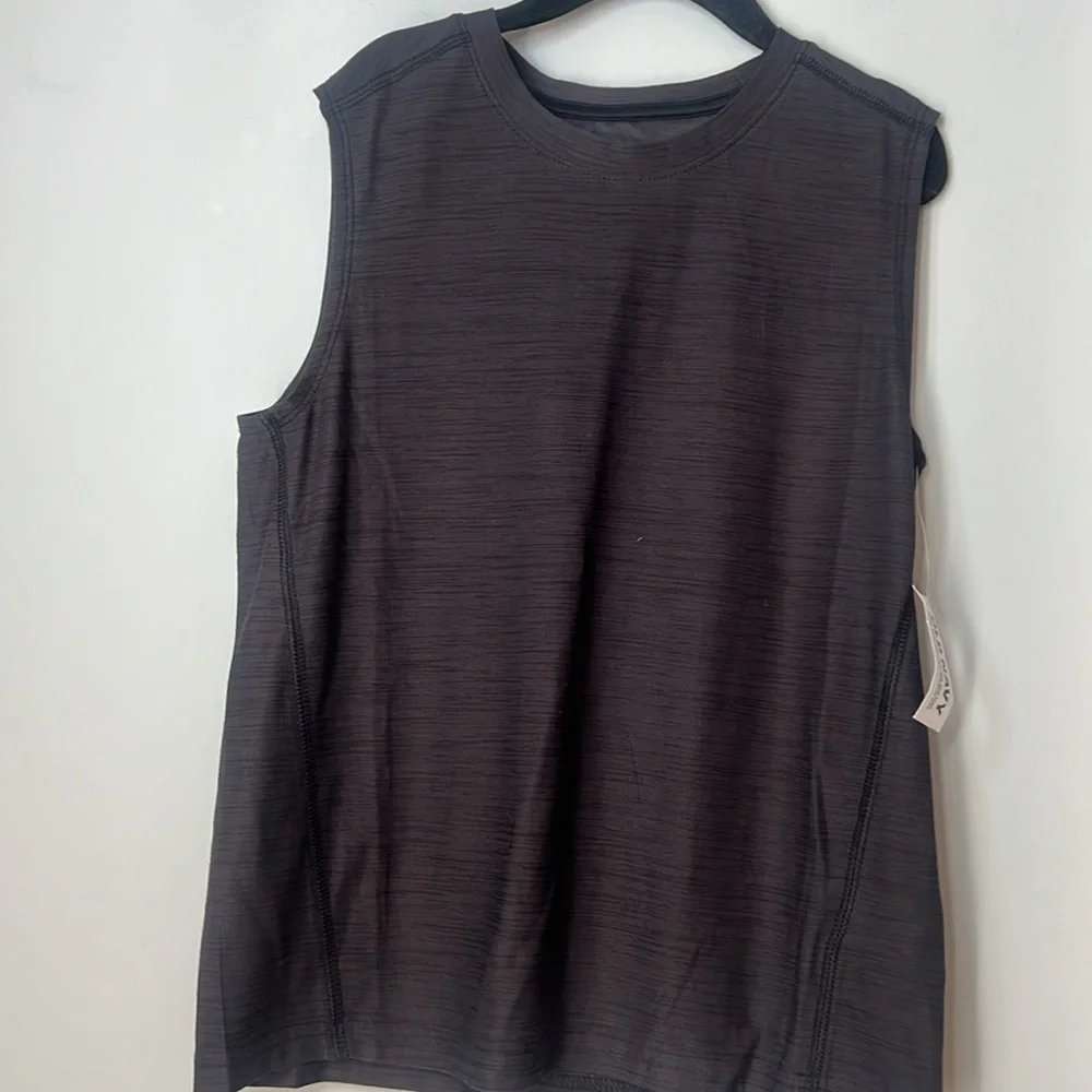 NWT Old Navy Boys Kids Gray Set of 3 Sleeveless &‎ Short Sleeve Top Shorts Small